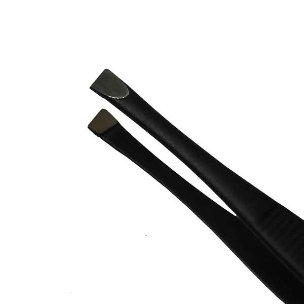 StudioLASH Eyebrow Tweezer - Image 2